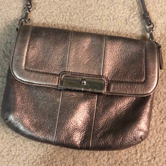 Purse - Picture 2 of 7